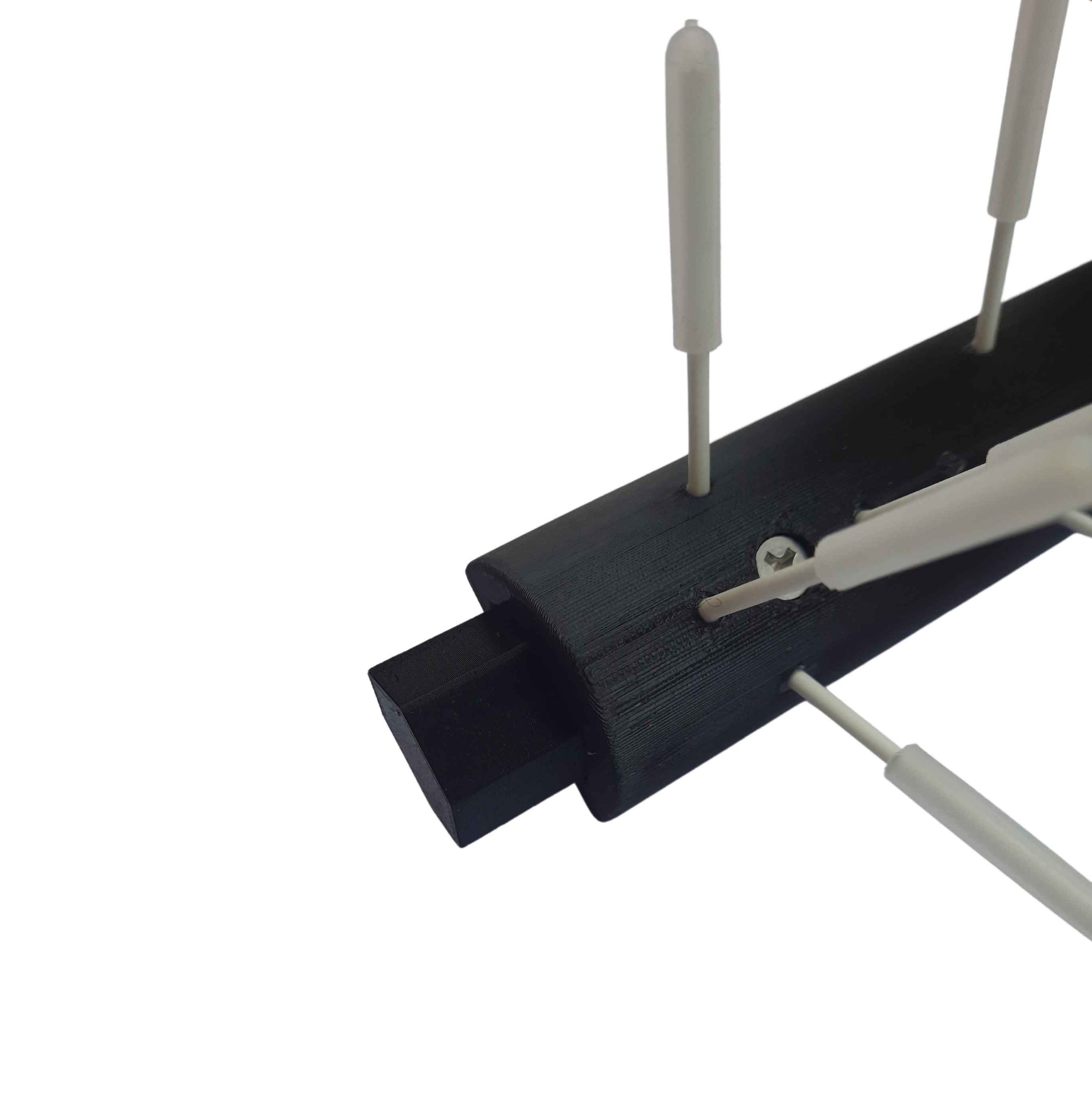 Scarecrow for spreaders extendable