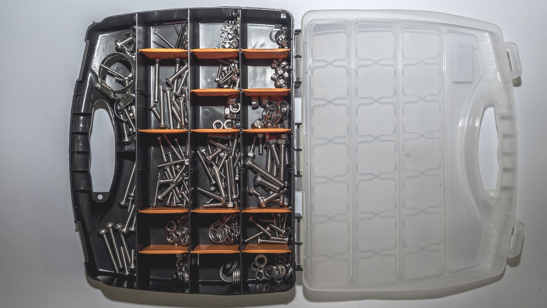Universal screw carry case